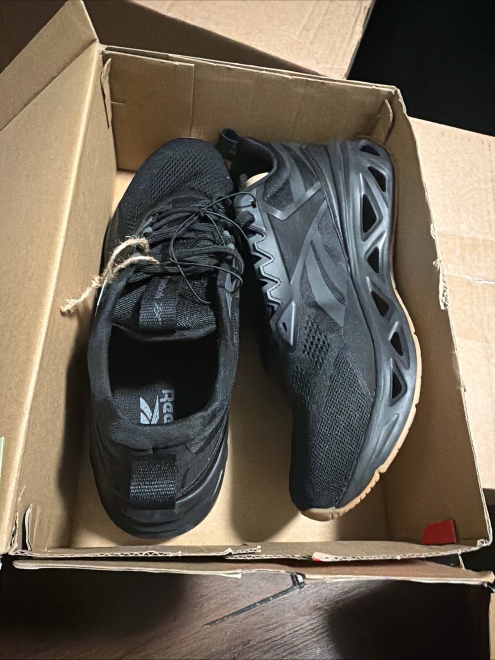 Size 12 Men’s Reebok Soleus Run Black AR30319M-BBT Sneakers